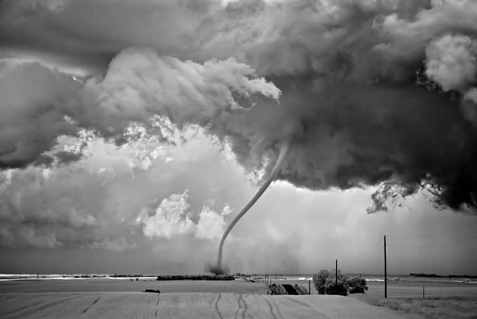 stormy-skies-by-mitch-dobrowner-03.jpg