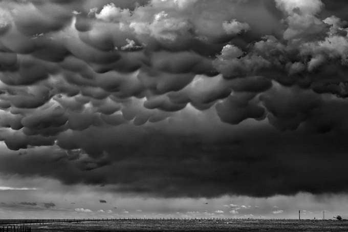 stormy-skies-by-mitch-dobrowner-10.jpg