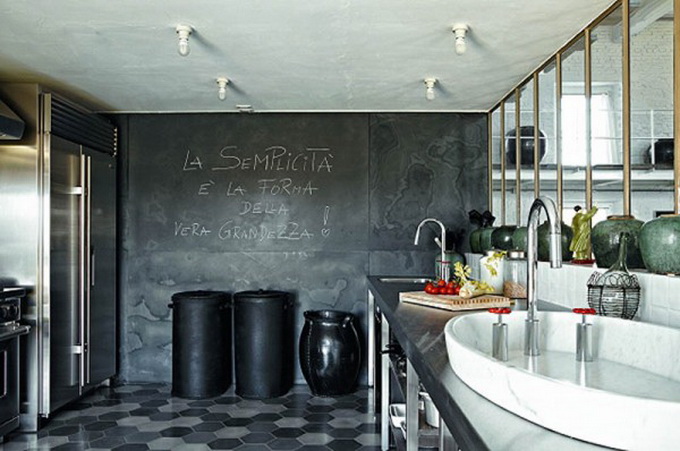 andrea-falkner-campi-home-by-paola-Navone-1-600x447.jpg