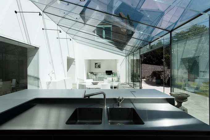 Glass-House-AR-06.jpg