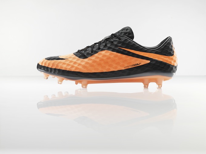 Nike hotsell hypervenom calavera