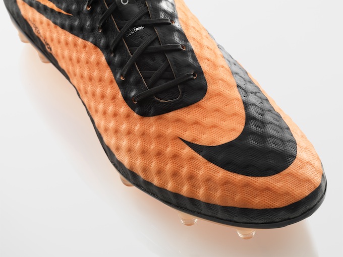 Nike hypervenom metal studs best sale