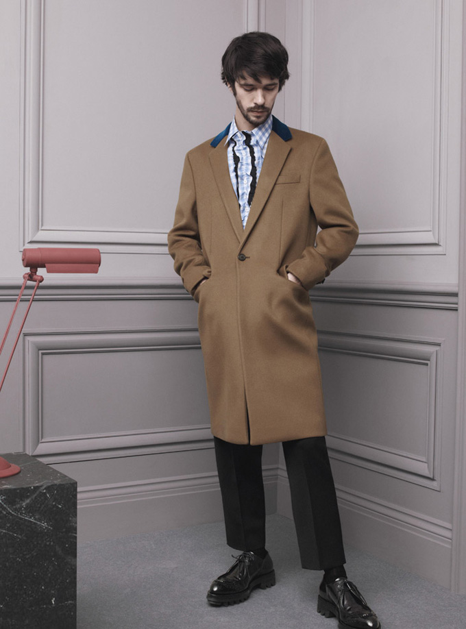 Prada-Fall-Winter-2013-Menswear-02.jpg