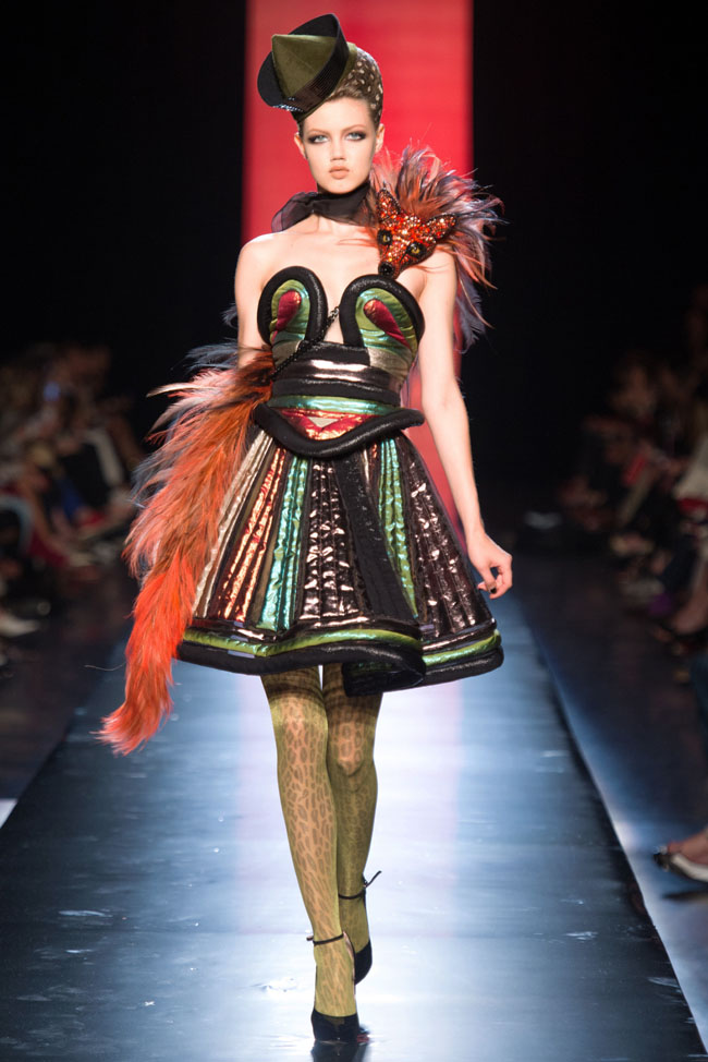 jean-paul-gaultier-haute-couture-fall-31.jpg