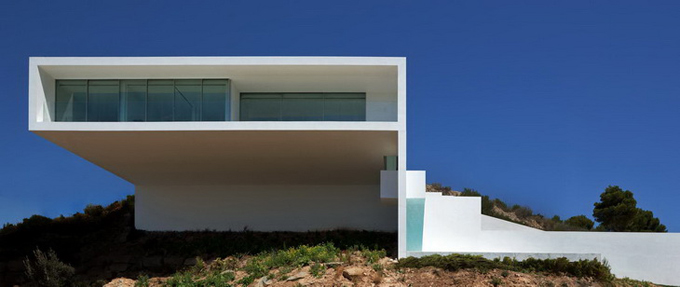 House-Cliff-Fran-Silvestre-02.jpg