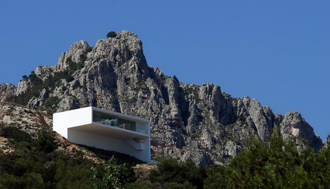 House-Cliff-Fran-Silvestre-27.jpg