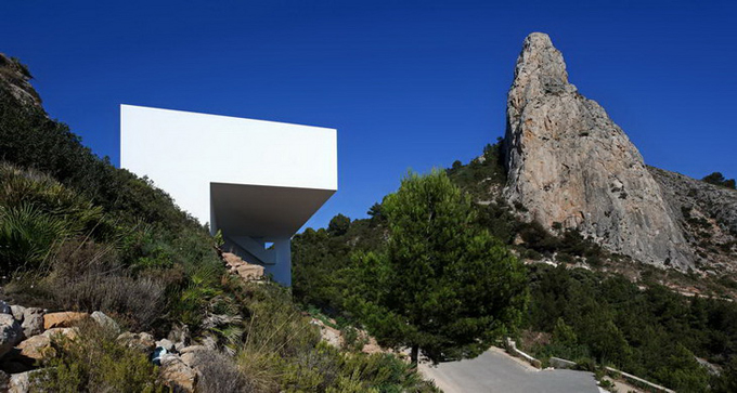 House-Cliff-Fran-Silvestre-28.jpg