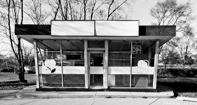 modernist-petrol-stations-01-600x453.jpg