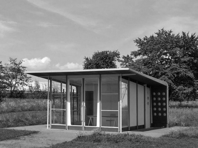 modernist-petrol-stations-01-600x457.jpg