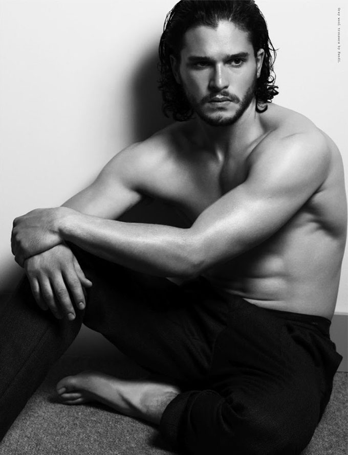 Kit-Harington-Wonderland-Cuneyt-Akeroglu-04.jpg