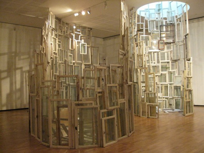 chiharu-shiotas-installations-01-600x907.jpg