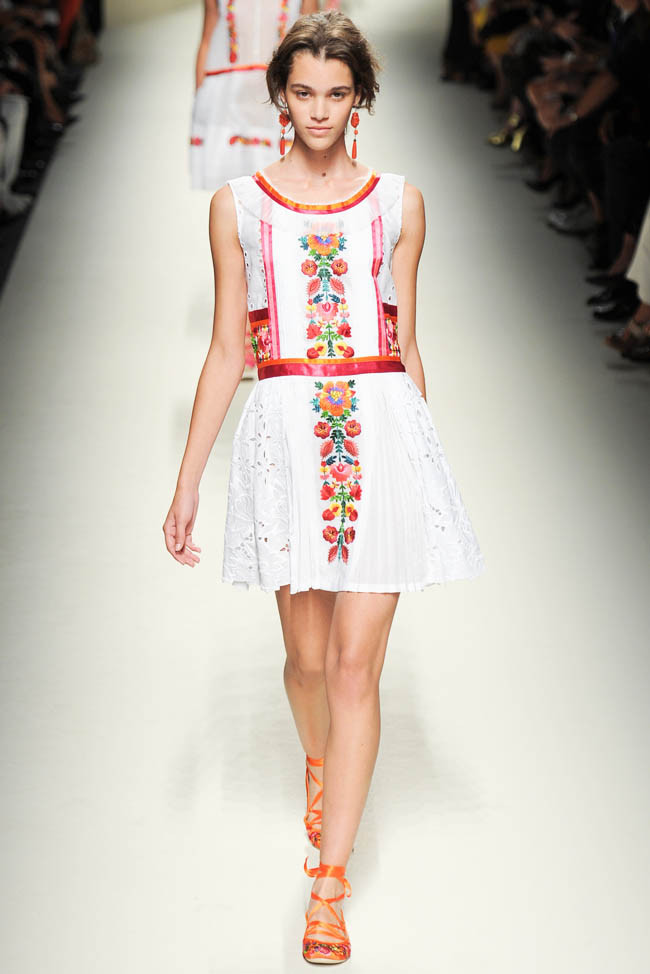 alberta-ferretti-spring-2014-5.jpg