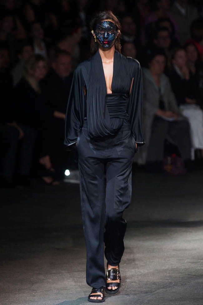 givenchy-spring-summer-2014-14.jpg