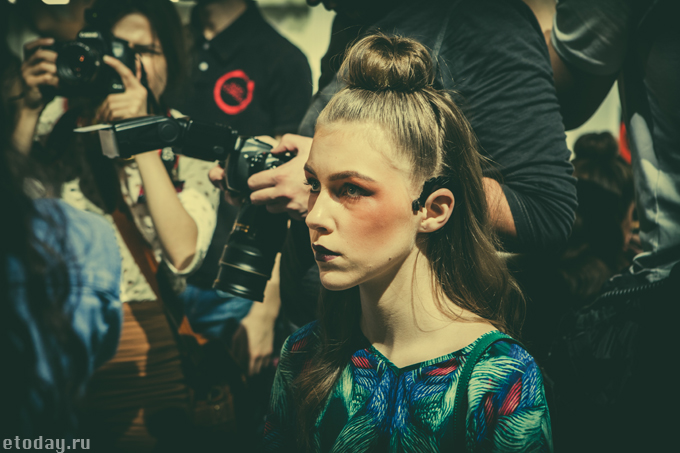 etoday-MBFW ss14-backstage-48.jpg