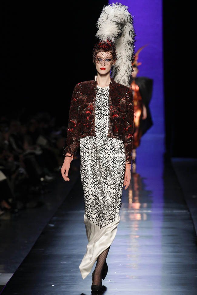 jean-paul-gaultier-haute-couture-spring-2014-show31.jpg