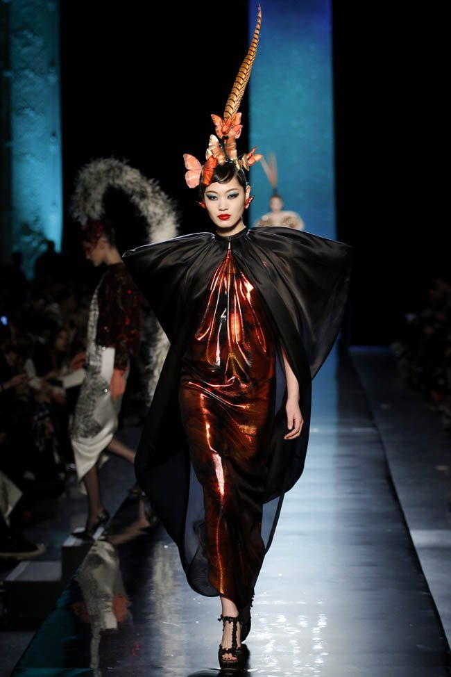 jean-paul-gaultier-haute-couture-spring-2014-show32.jpg