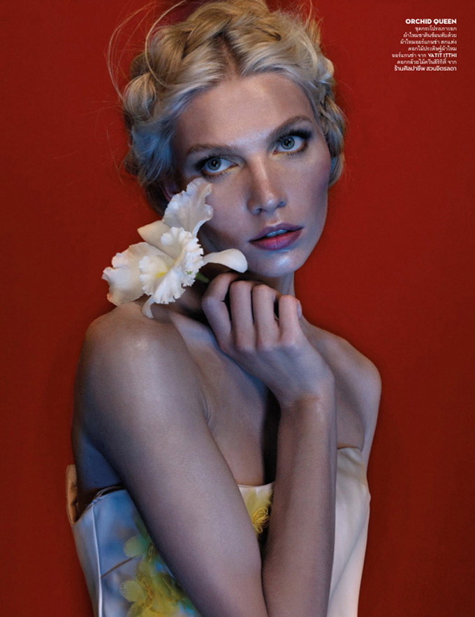 Aline-Weber-Vogue-Thailand-Nat-Prakobsantisuk-14.jpg