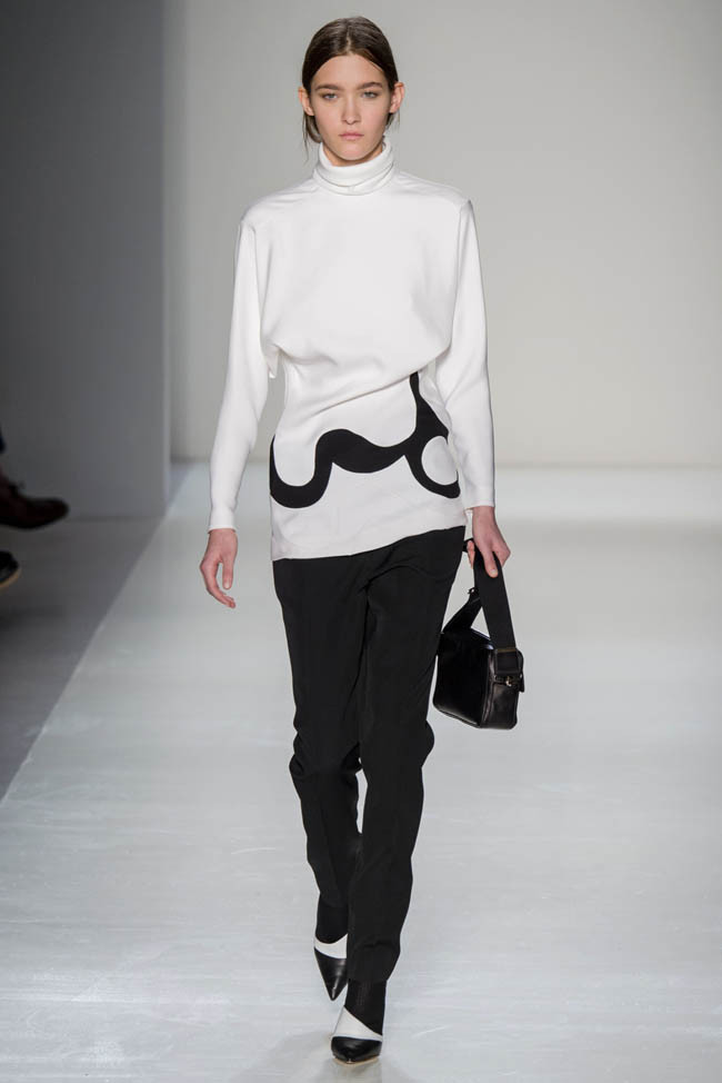 victoria-beckham-fall-winter-2014-show17.jpg