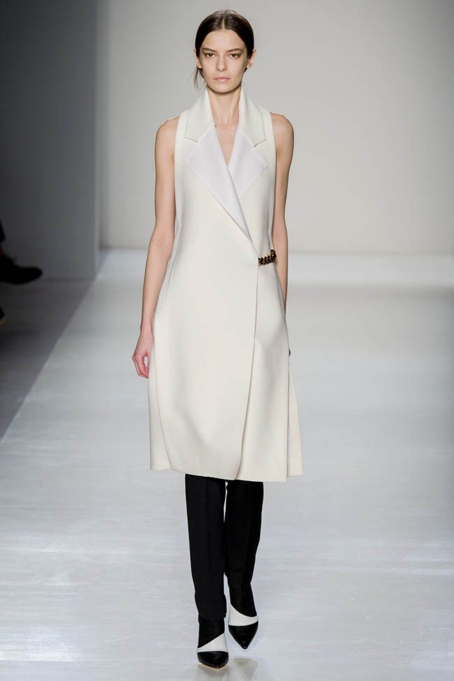 victoria-beckham-fall-winter-2014-show3.jpg