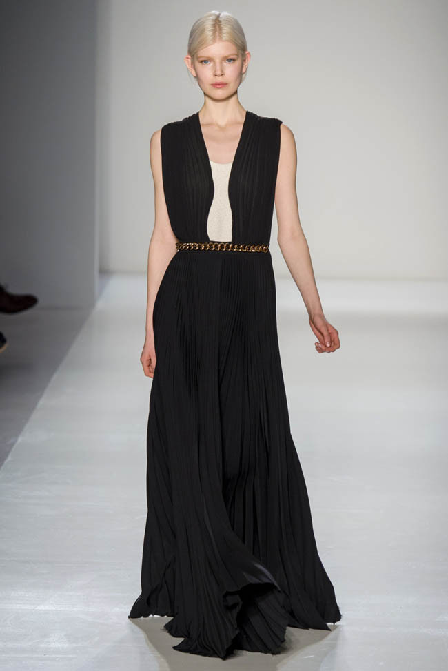 victoria-beckham-fall-winter-2014-show30.jpg