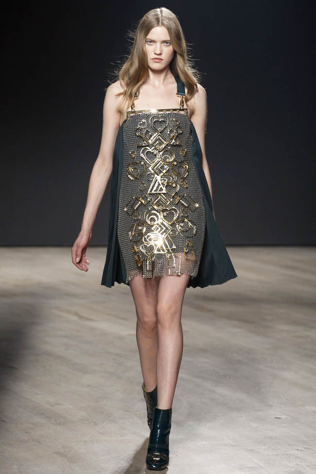 mary-katrantzou-fall-winter-2014-show25.jpg