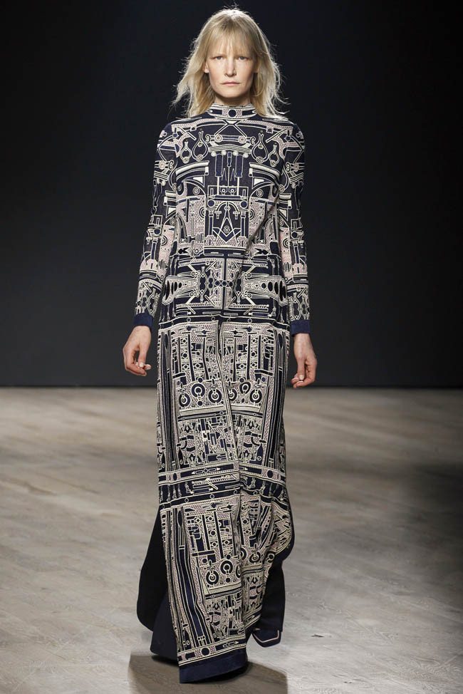 mary-katrantzou-fall-winter-2014-show34.jpg