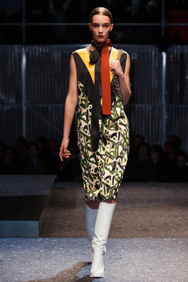 prada-fall-winter-2014-show15.jpg