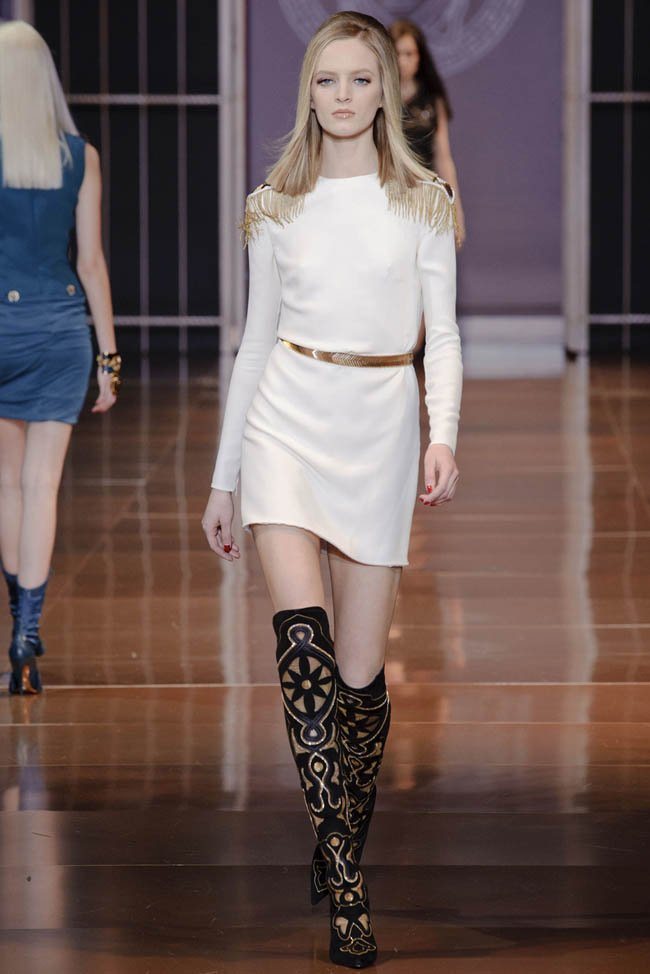 versace-fall-winter-2014-show39.jpg