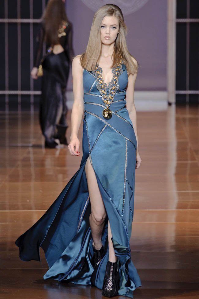 versace-fall-winter-2014-show50.jpg