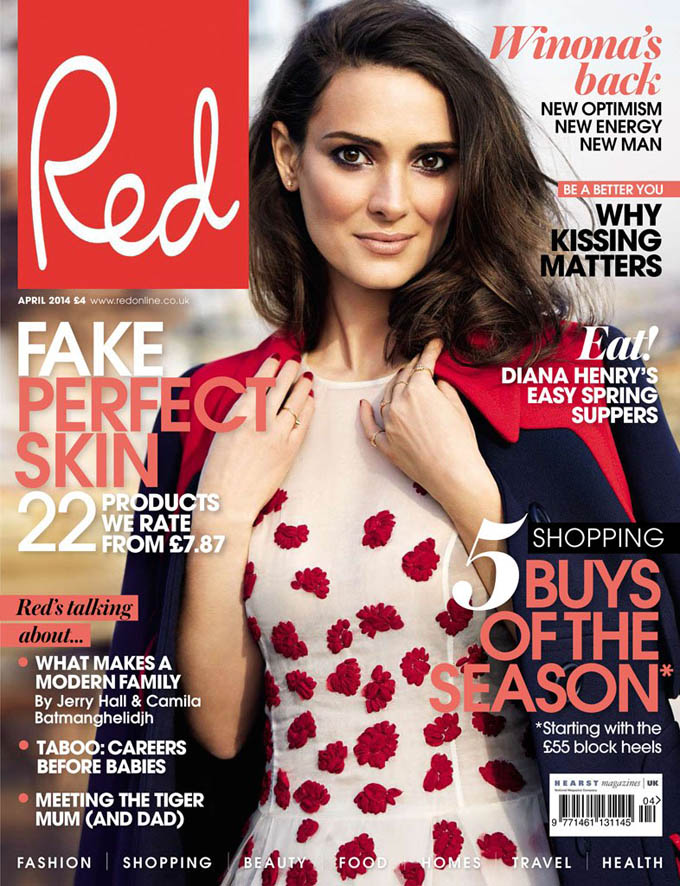 786x1024xwinona-ryder-red-shoot5_jpg_pagespeed_ic_Po6ErBTDs3.jpg