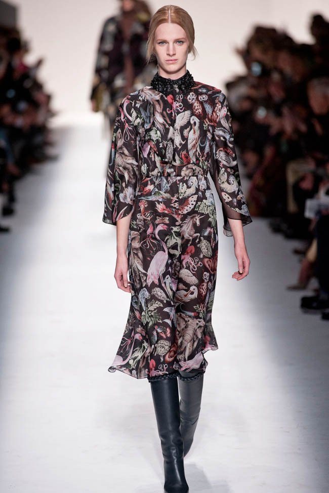 valentino-fall-winter-2014-show37.jpg