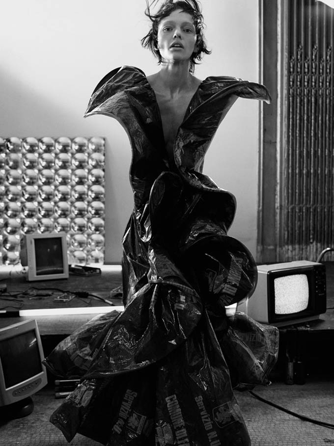 Sasha-Pivovarova-Interview-Craig-McDean-06.jpg