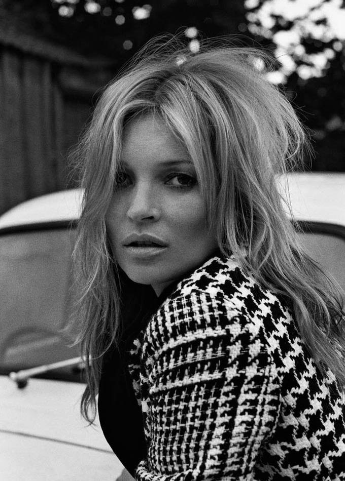 716x1000xkate-moss-outdoor-shoot2_jpg_pagespeed_ic_Qsi7W07f-a.jpg