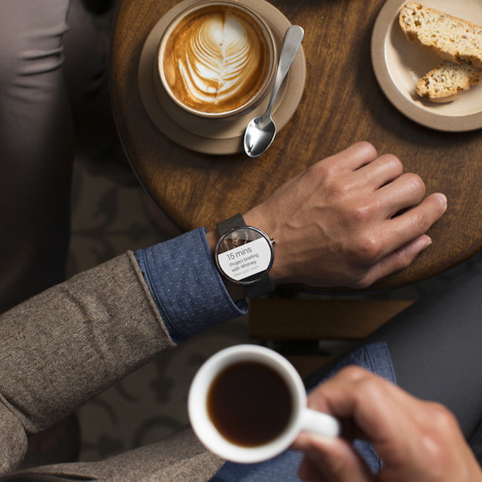 First-Smartwatch-powered-by-Android-Wear-1.jpg