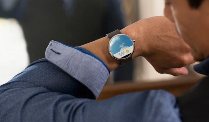 First-Smartwatch-powered-by-Android-Wear-3.jpg