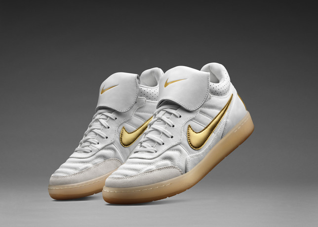 Su14_NSW_NikeFC_Tiempo_White_Gold_03_28888.jpg