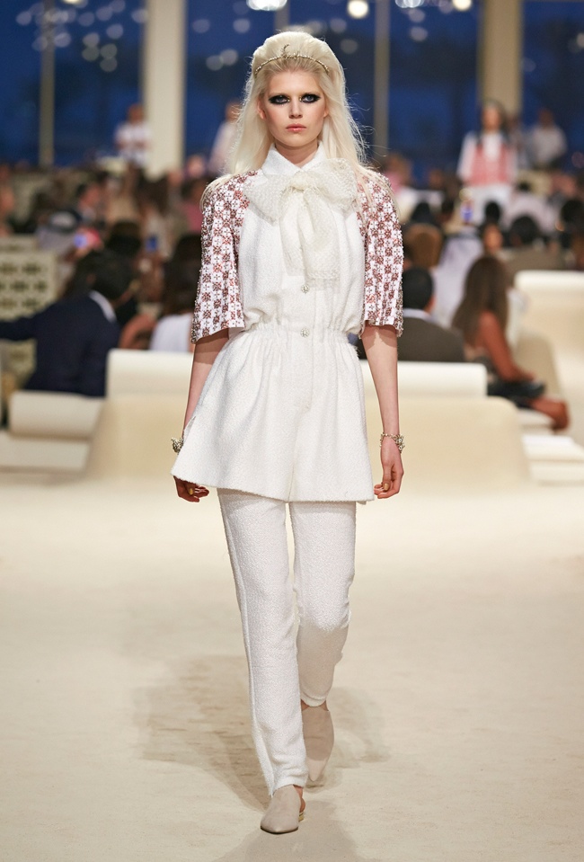 chanel-cruise-2015-show-photos-4.jpg