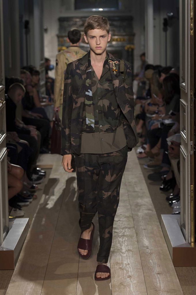 Valentino-Spring-Summer-2015-Menswear-Collection-40.jpg