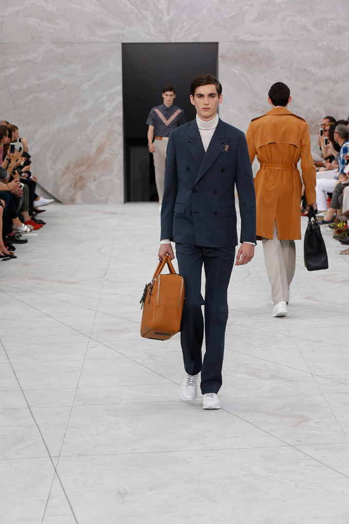 Louis-Vuitton-Spring-Summer-2015-Menswear-Collection-02.jpg