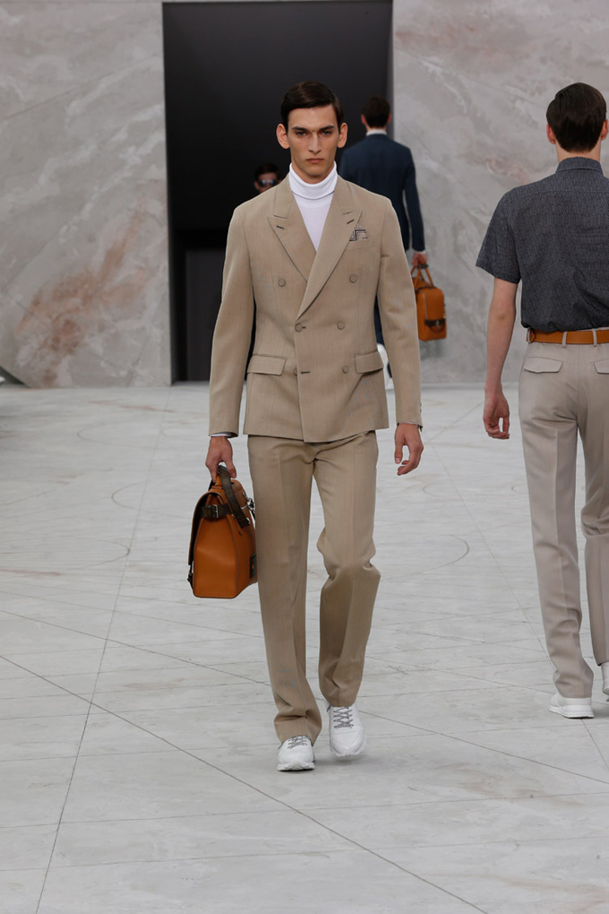 Louis-Vuitton-Spring-Summer-2015-Menswear-Collection-04.jpg