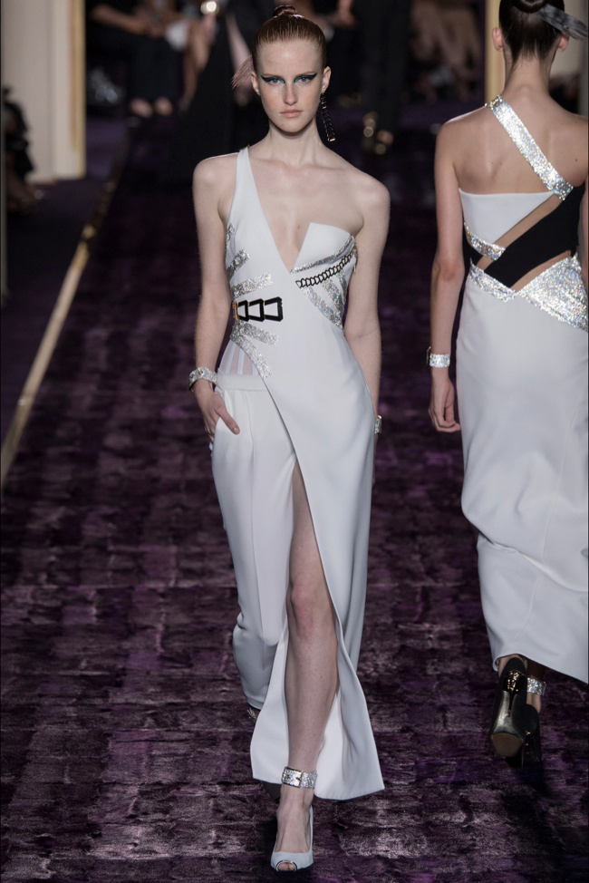 atelier-versace-2014-fall-haute-couture-show24.jpg