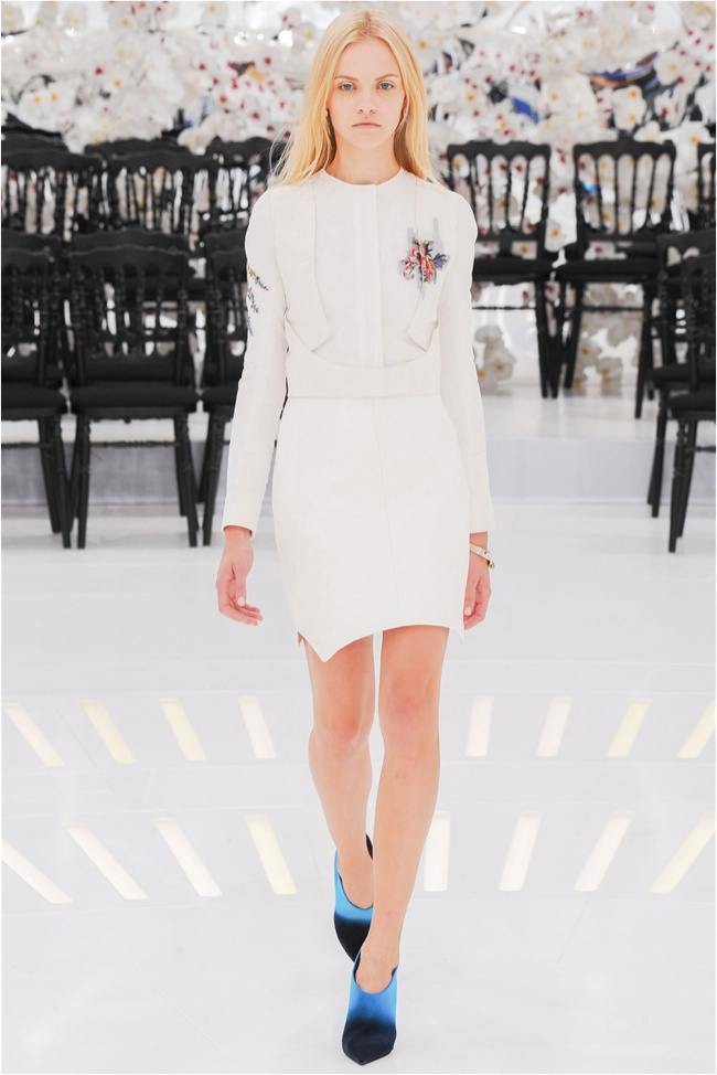 dior-2014-fall-haute-couture-show-photos31.jpg