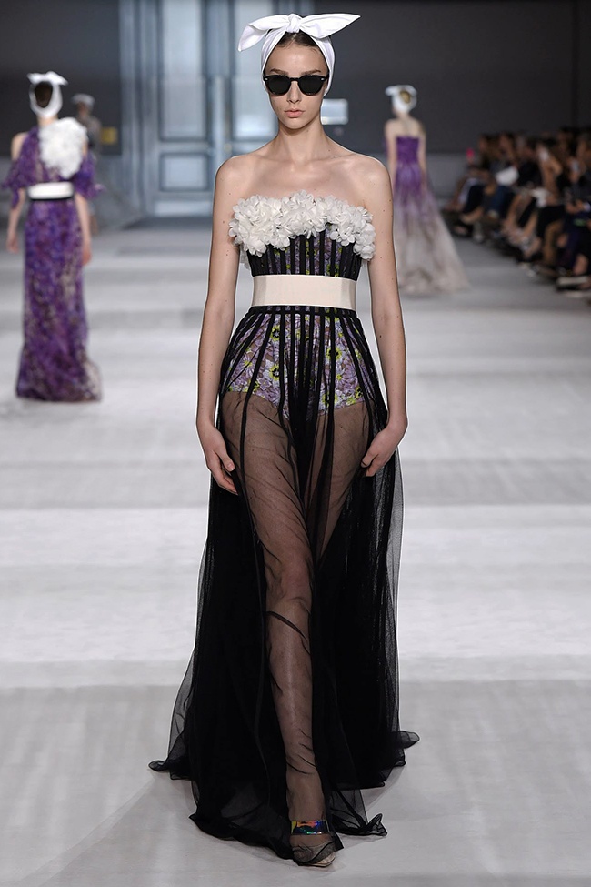 giambattista-valli-fall-2014-haute-couture-show29.jpg