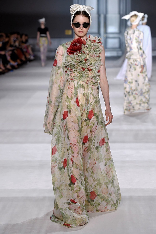 giambattista-valli-fall-2014-haute-couture-show39.jpg