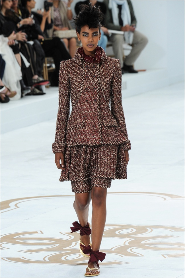 chanel-haute-couture-2014-fall-show20.jpg