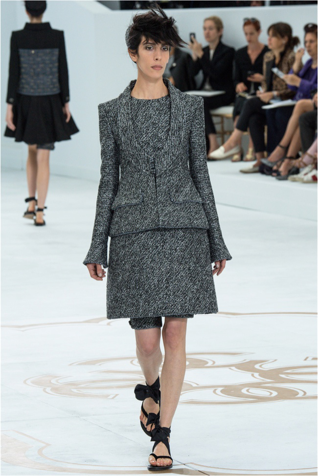 chanel-haute-couture-2014-fall-show3.jpg