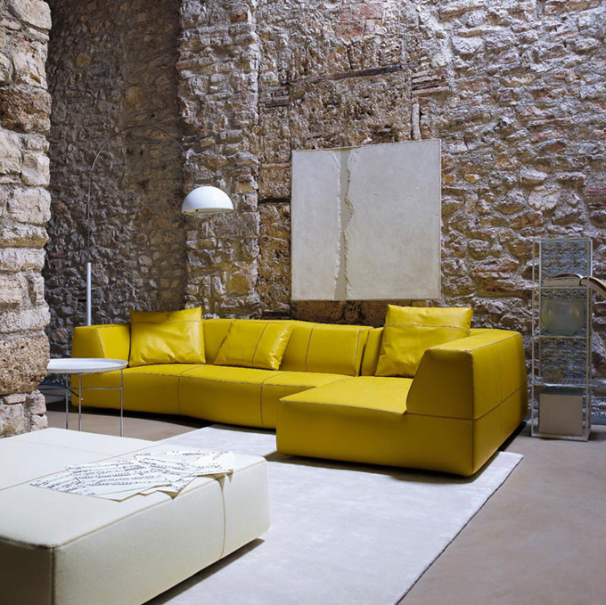 Bend-Sofa-by-Patricia-Urquiola-00.jpg