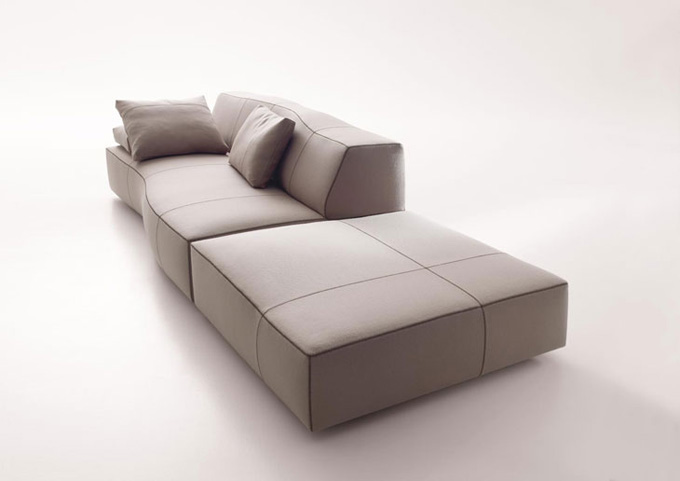 Bend-Sofa-by-Patricia-Urquiola-07.jpg