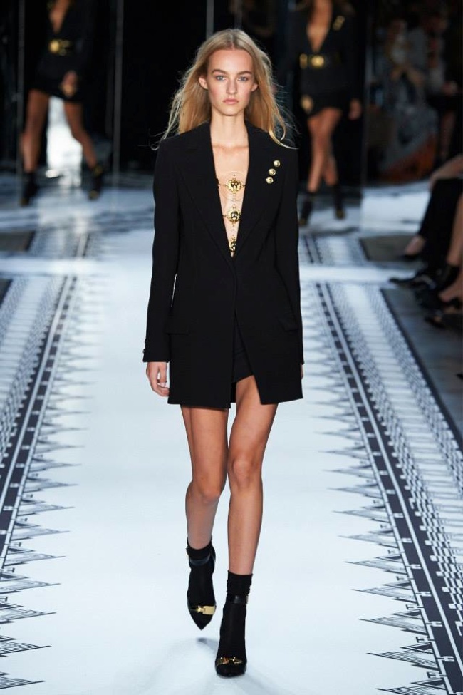 versus-versace-2015-spring-summer-runway-show02.jpg