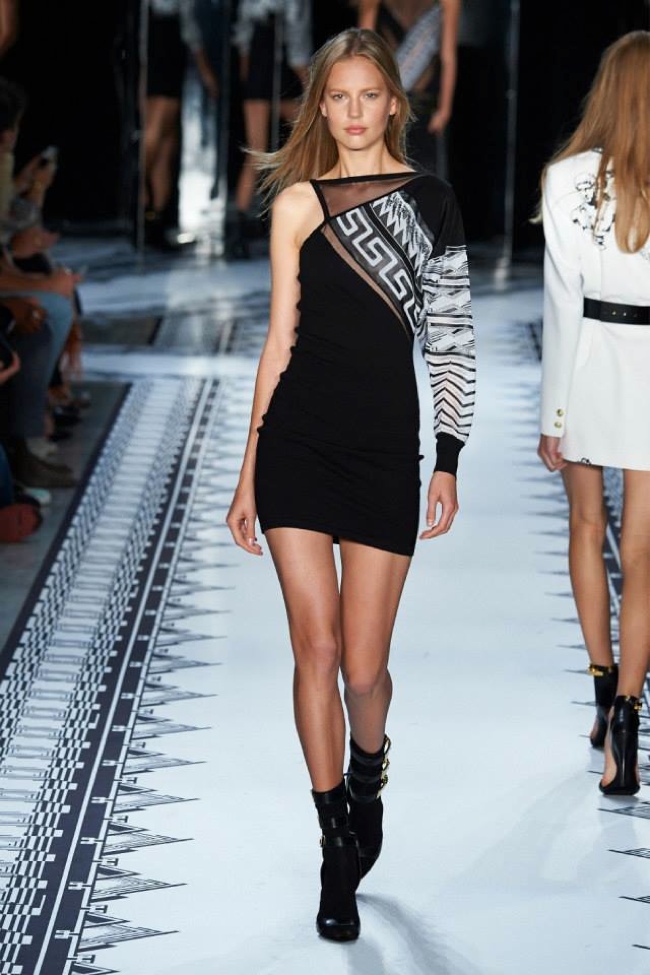 versus-versace-2015-spring-summer-runway-show29.jpg